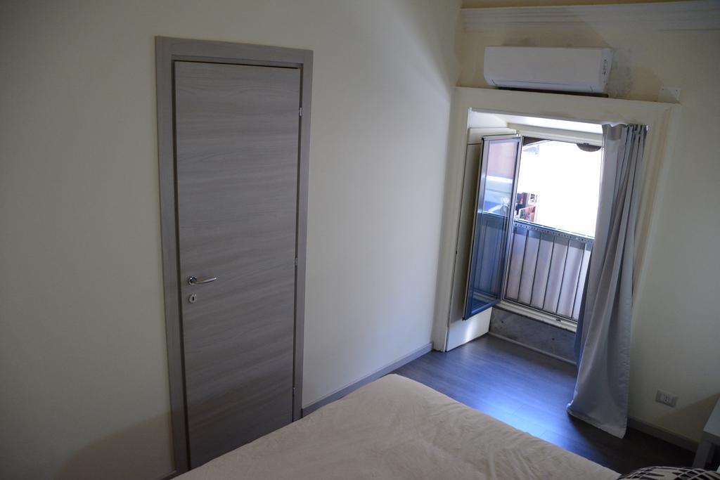 Catania Etnea Bed And Breakfast Room photo
