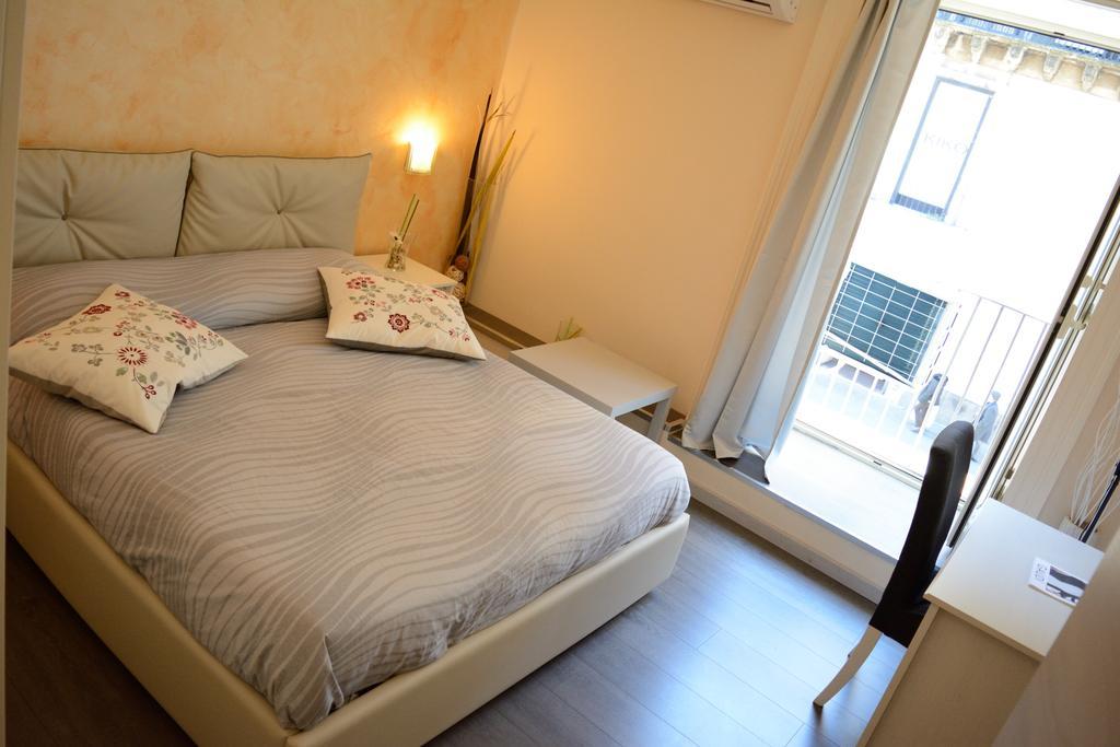 Catania Etnea Bed And Breakfast Room photo