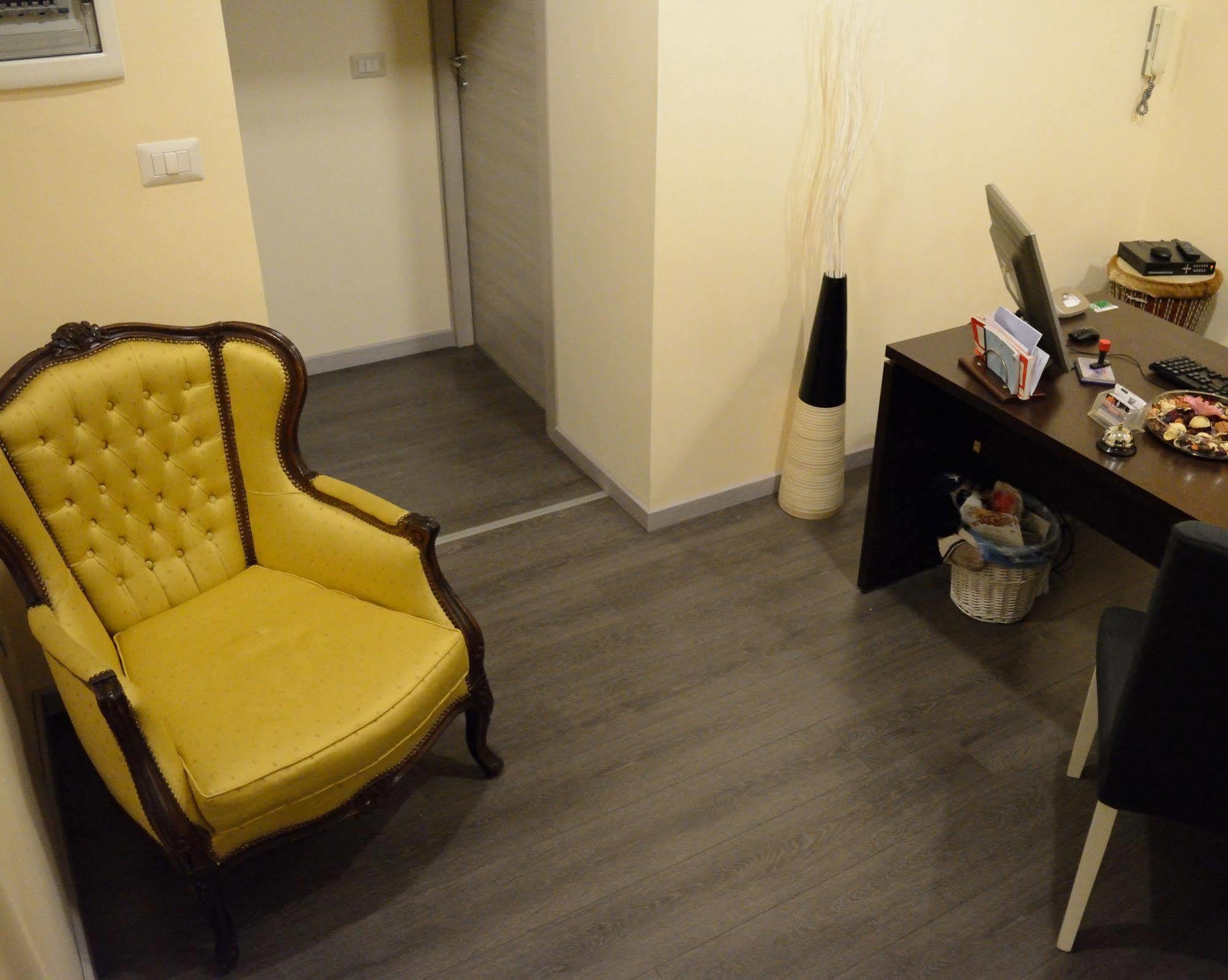 Catania Etnea Bed And Breakfast Exterior photo