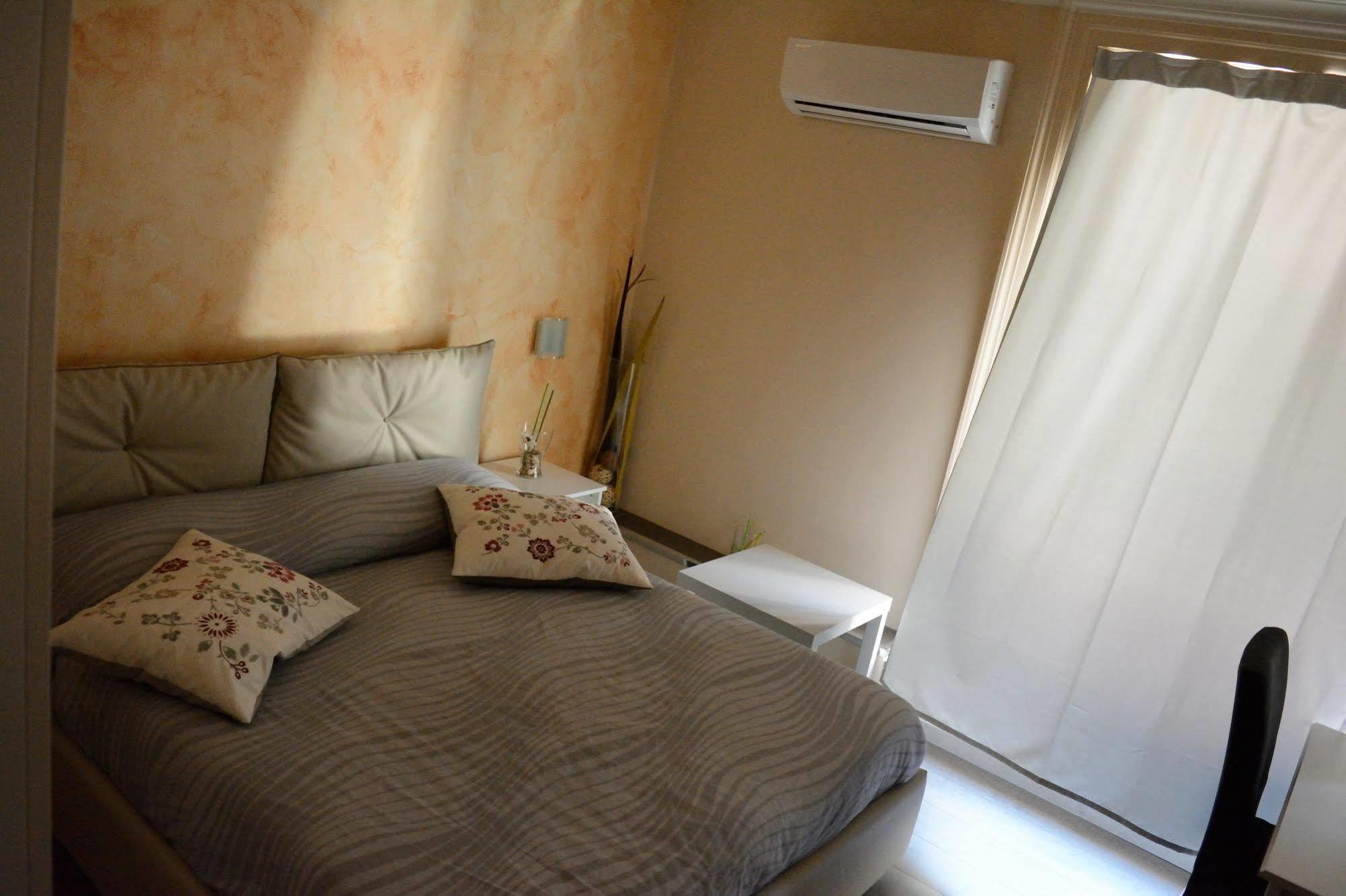 Catania Etnea Bed And Breakfast Exterior photo