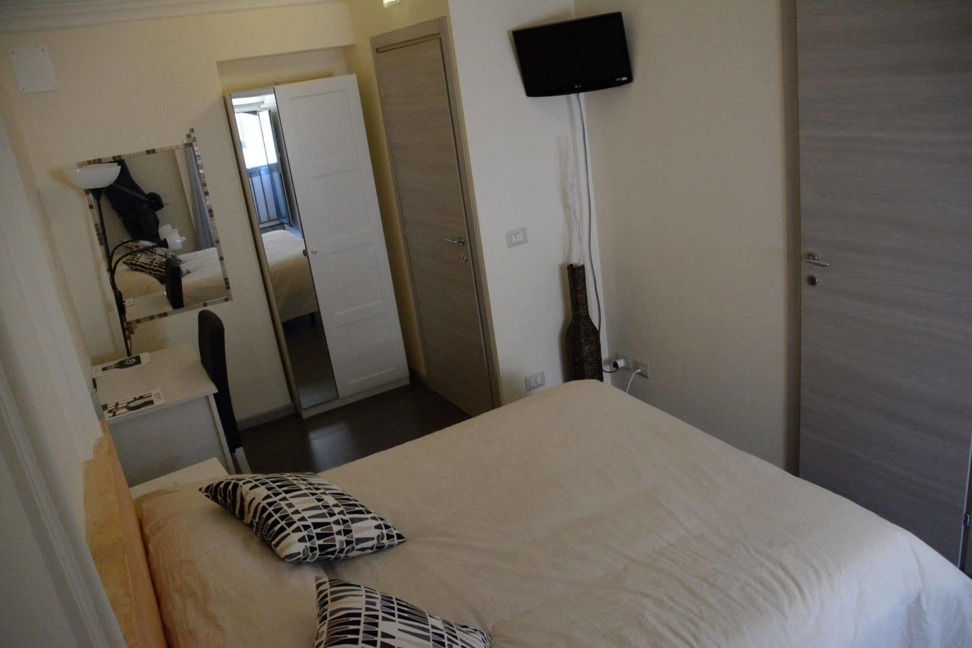 Catania Etnea Bed And Breakfast Exterior photo